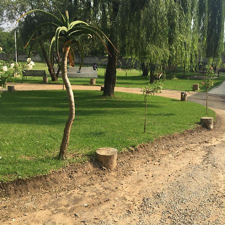 Simbasun Cottages Midrand Luaran gambar